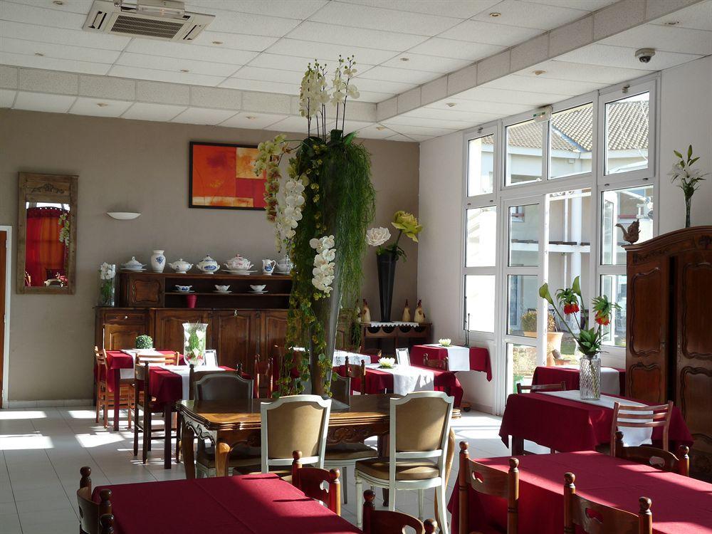 Hotel Le Mas Des Ponts D'Арль Екстер'єр фото